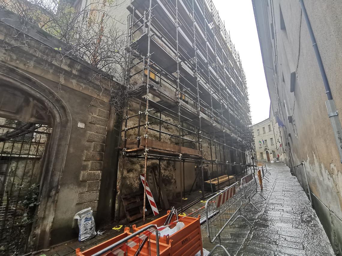 Lavori Teatro Via Delle Scuole