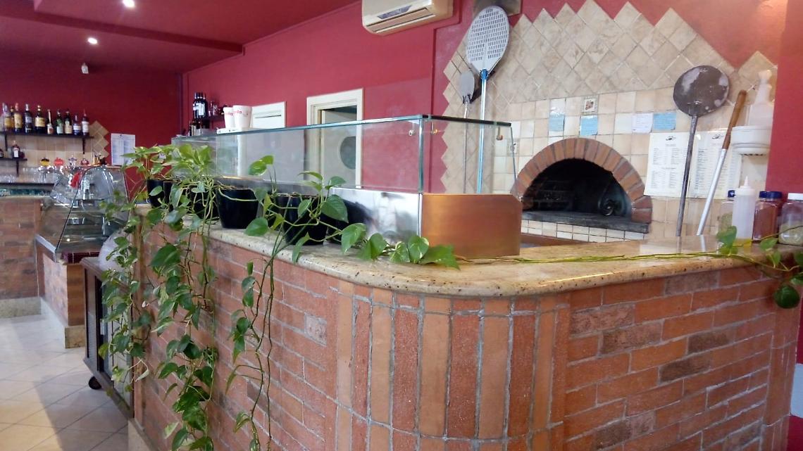 Pizzeria 33 giri forno
