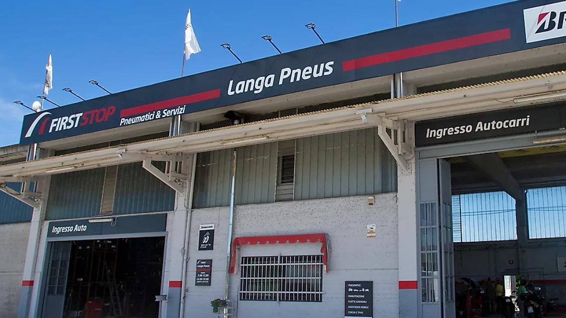 Langa Pneus 1