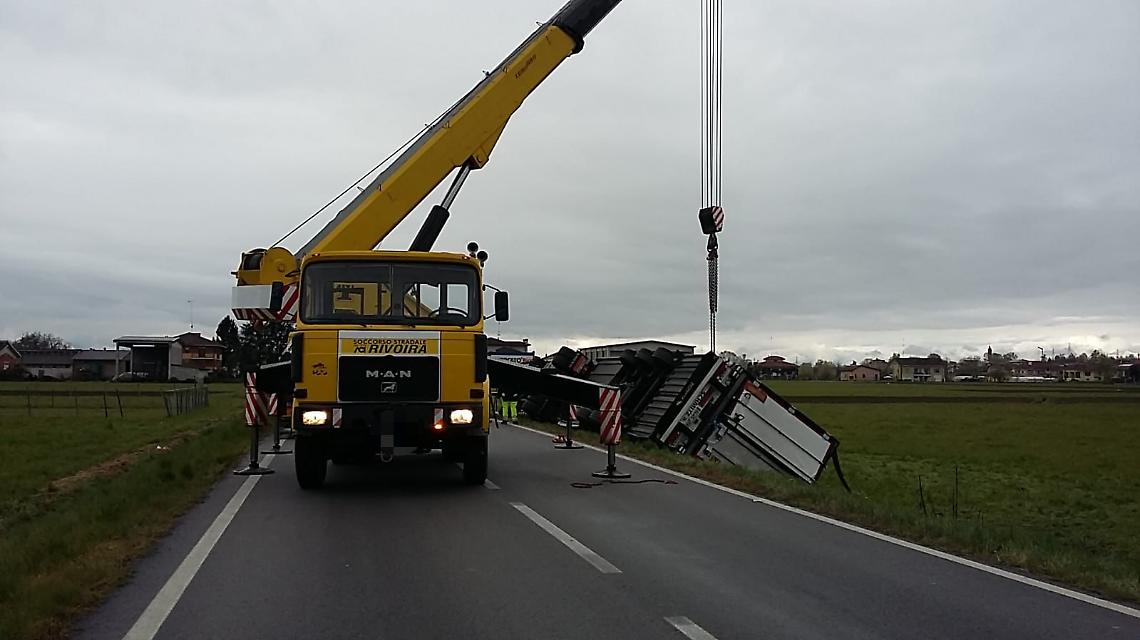 Camion Magliano2