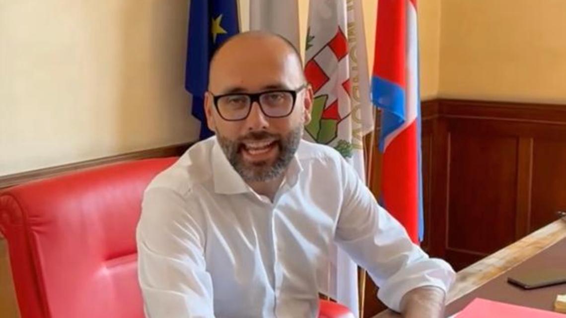 Senza Titolo 1