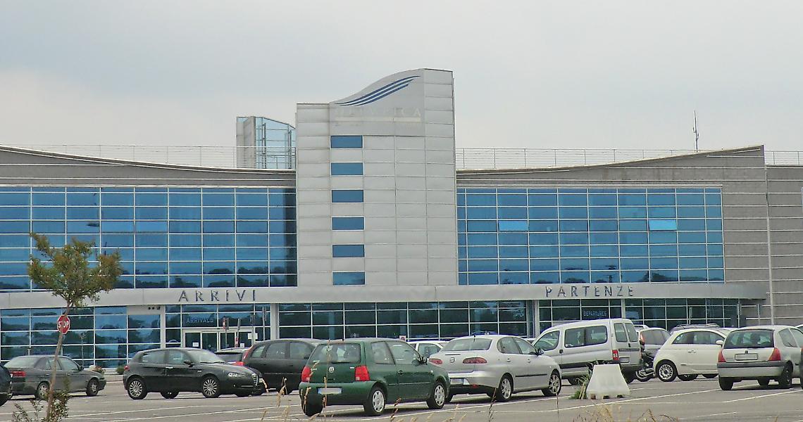 Aeroporto Cuneo Levaldigi