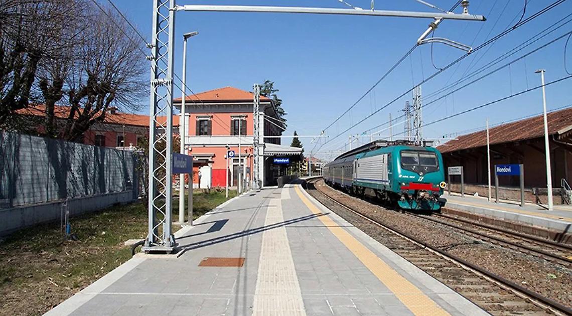 Treni cancellati o in mega ritardo