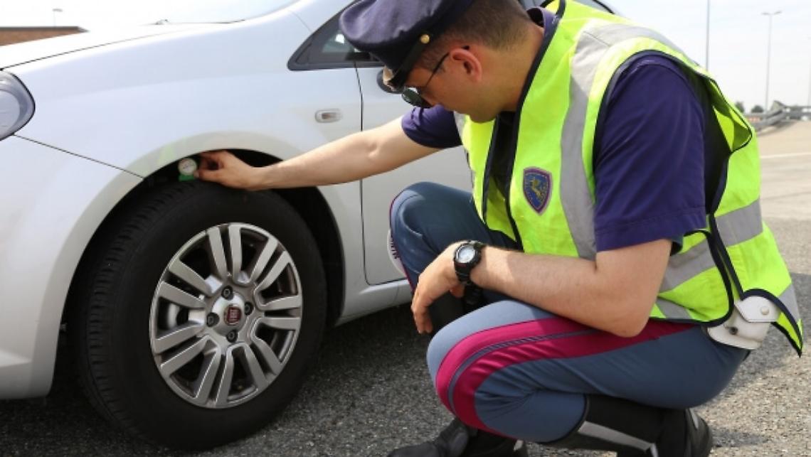 controllo-gomme-1