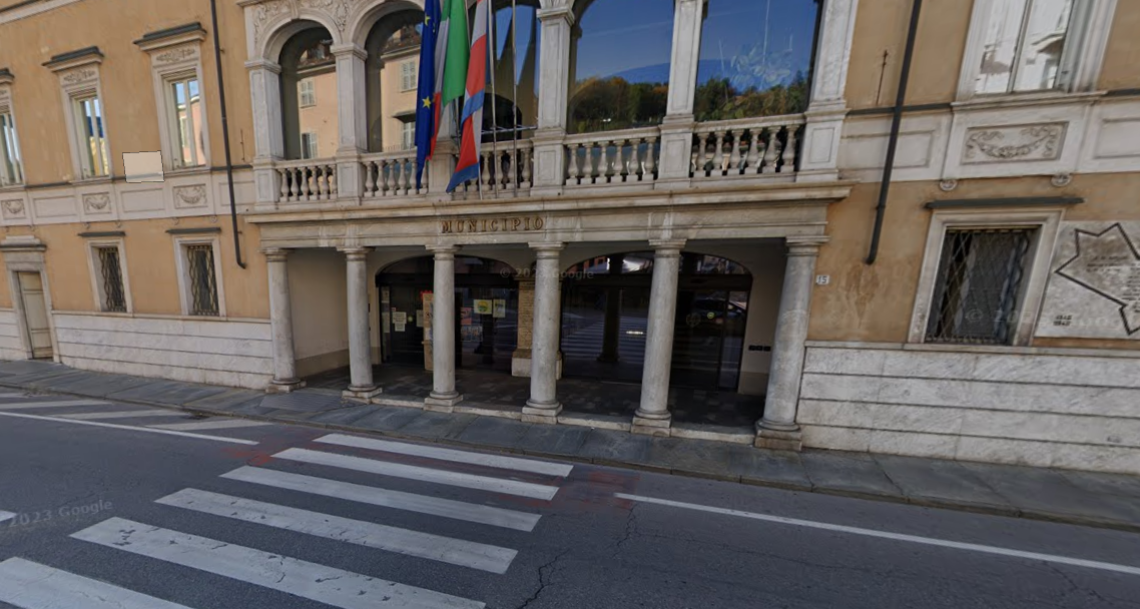 mondovì donna urtata