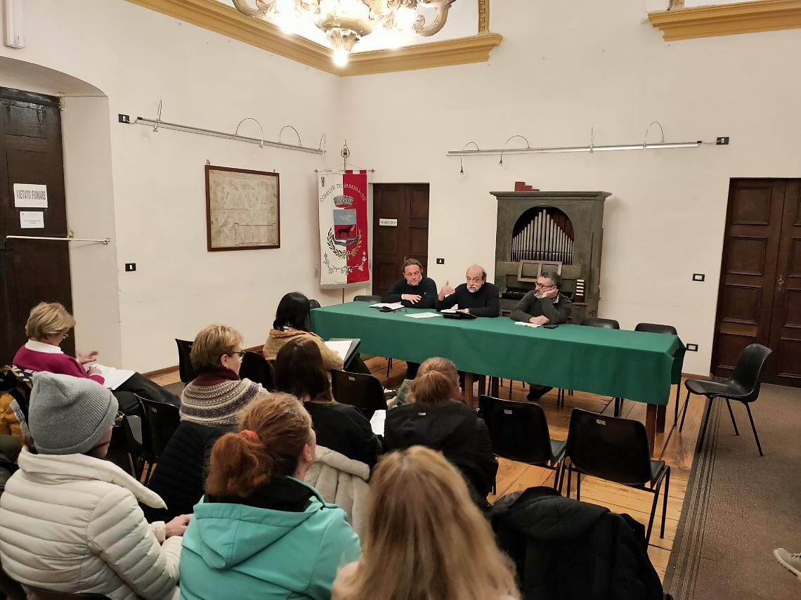 Pamparato. Dibattito accesissimo alla riunione sul futuro delle Scuole