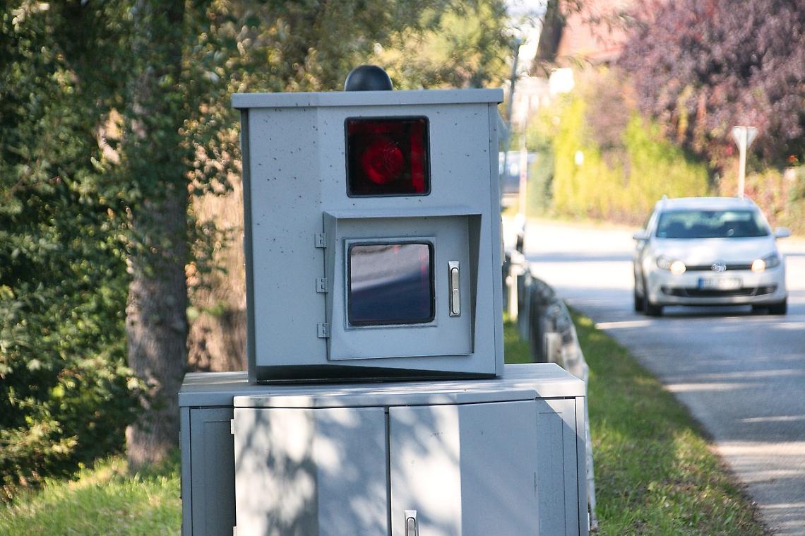speed-camera-6697232_1280