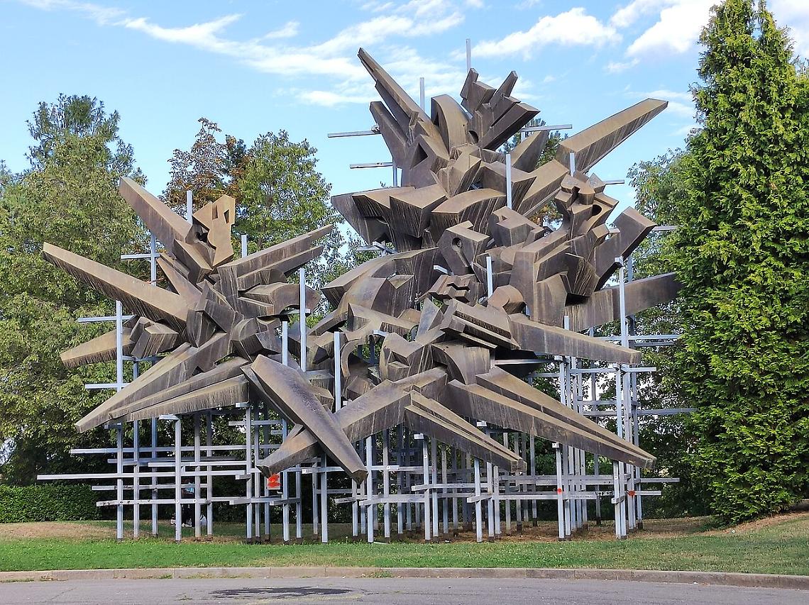 WLM-IT_Monumento_Resistenza,_Cuneo