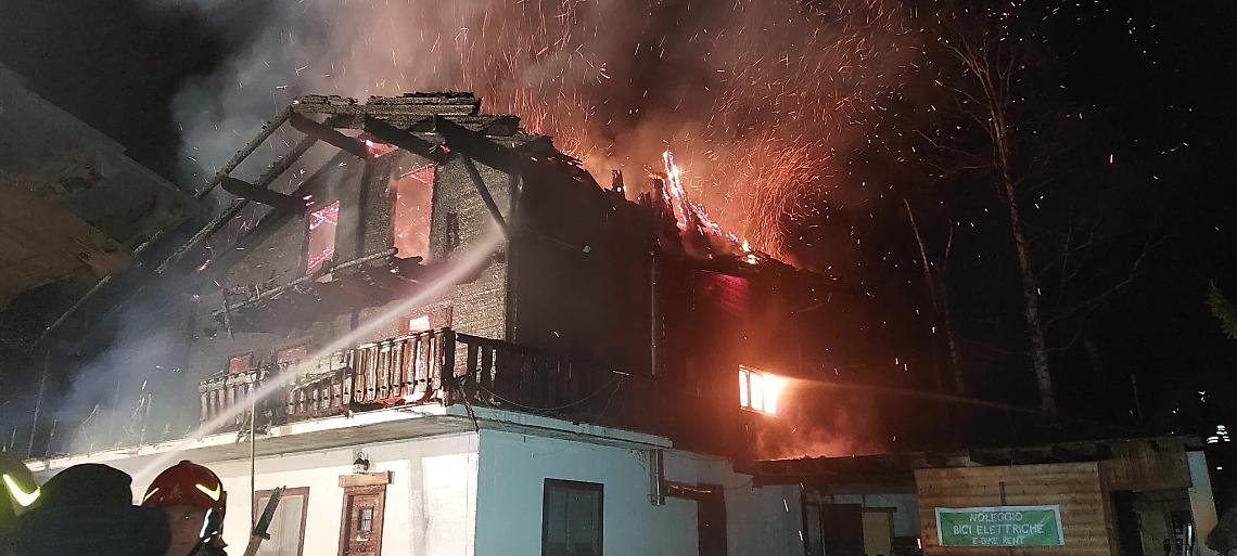 WhatsApp Image 2025-02-04 at 07.46.57