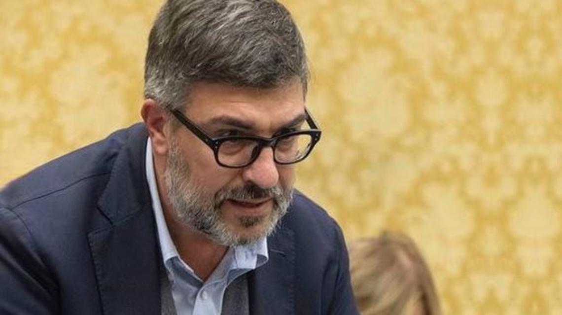 mauro calderoni aula
