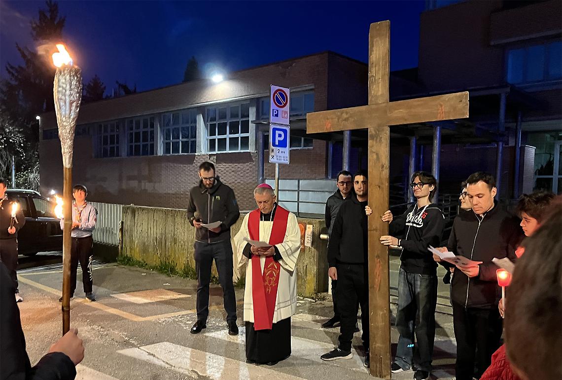 web crucis1