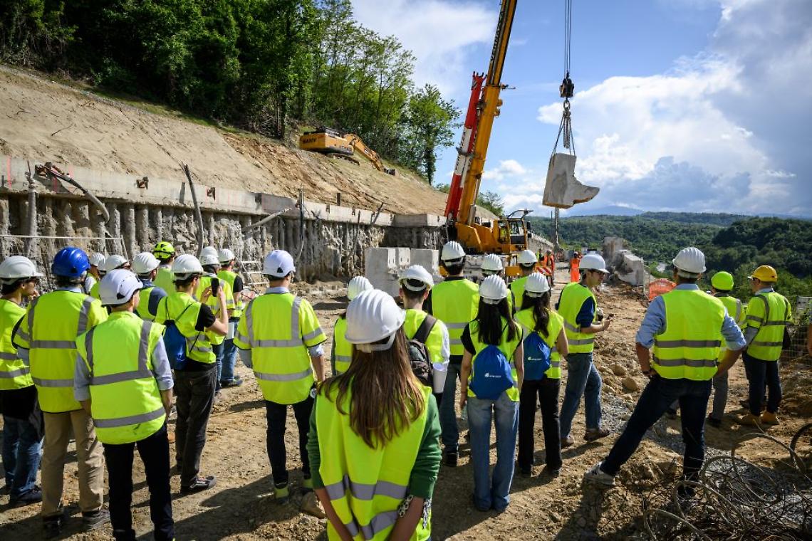 Trincea Valera politecnico autostrada a6