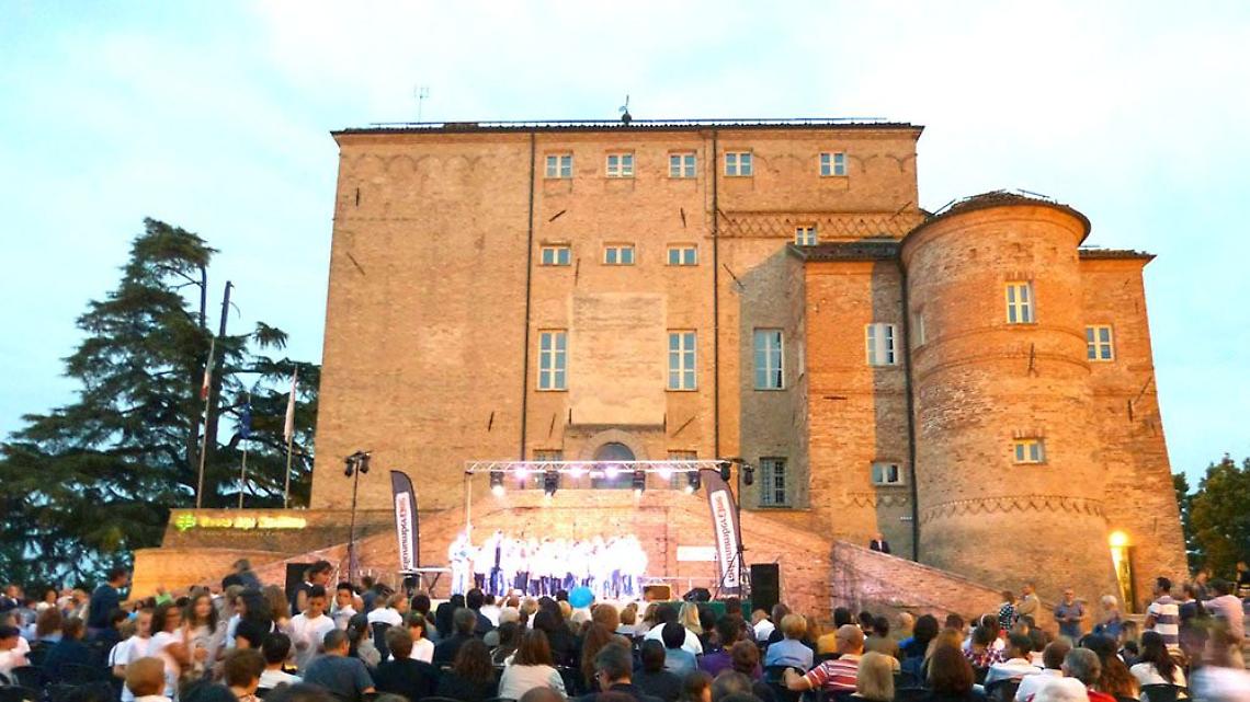 castello-carrù
