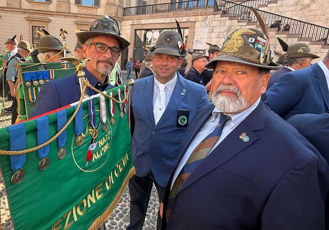 "Viva gli Alpini": la grande festa per i 106 anni dell'ANA