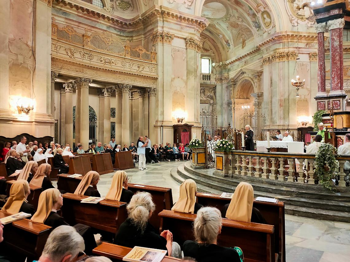 Il nuovo inizio delle Sorelle Clarisse a Vicoforte: stamattina la Messa con il vescovo di Mondovì