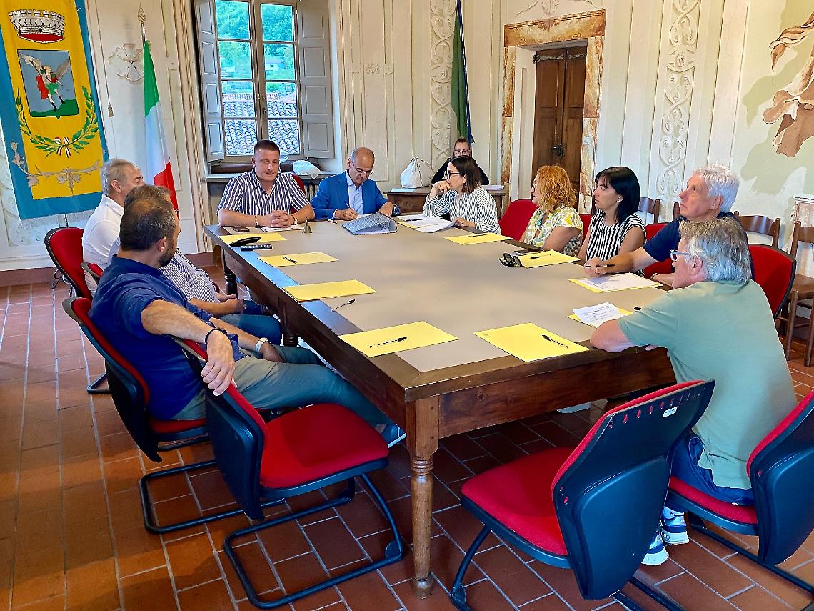 Consigliere diventa nonno: le congratulazioni in Consiglio comunale