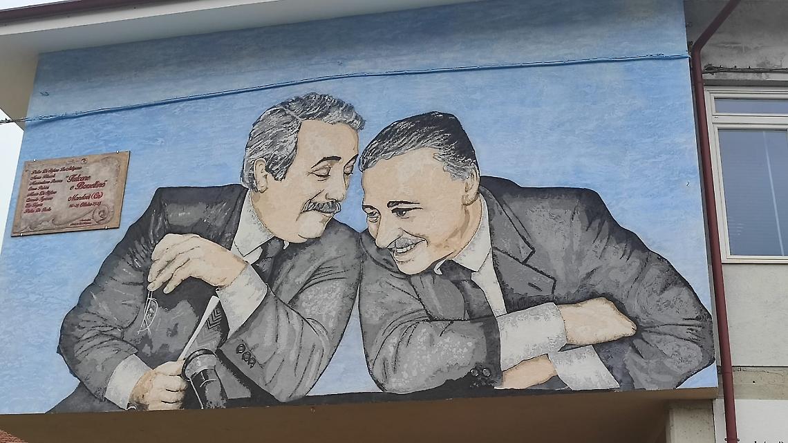 Borsellino falcone murales