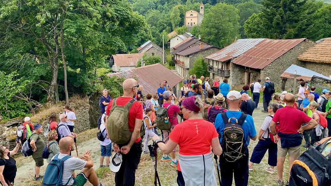Tra natura storia e Sapori: sold-out per la camminata enogastronomica a Valcasotto