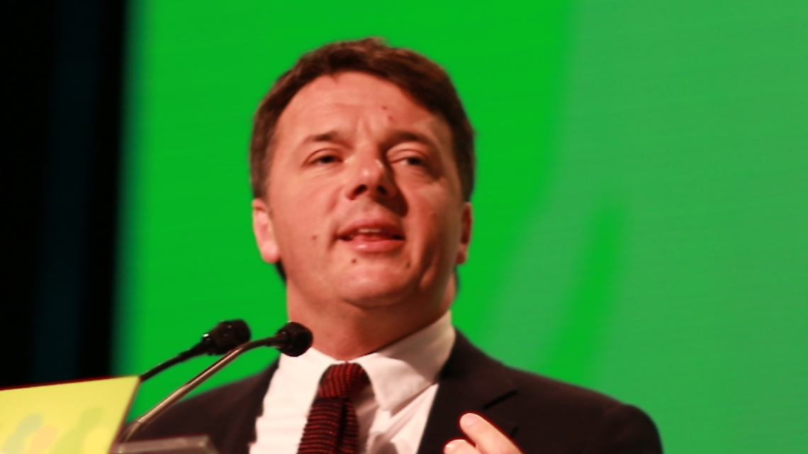 «Quelli che devono vergognarsi non siamo noi». Renzi attacca dopo l'assoluzione della mamma