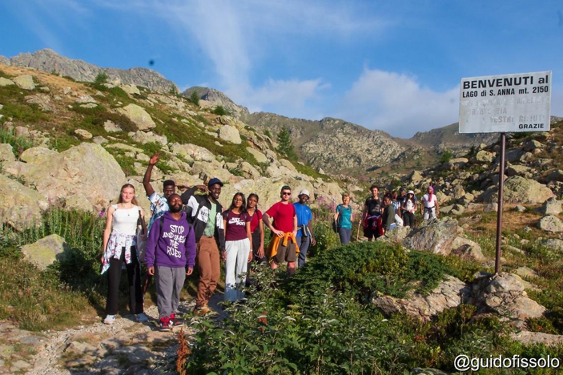 Giovani da tutto il mondo scoprono la montagna