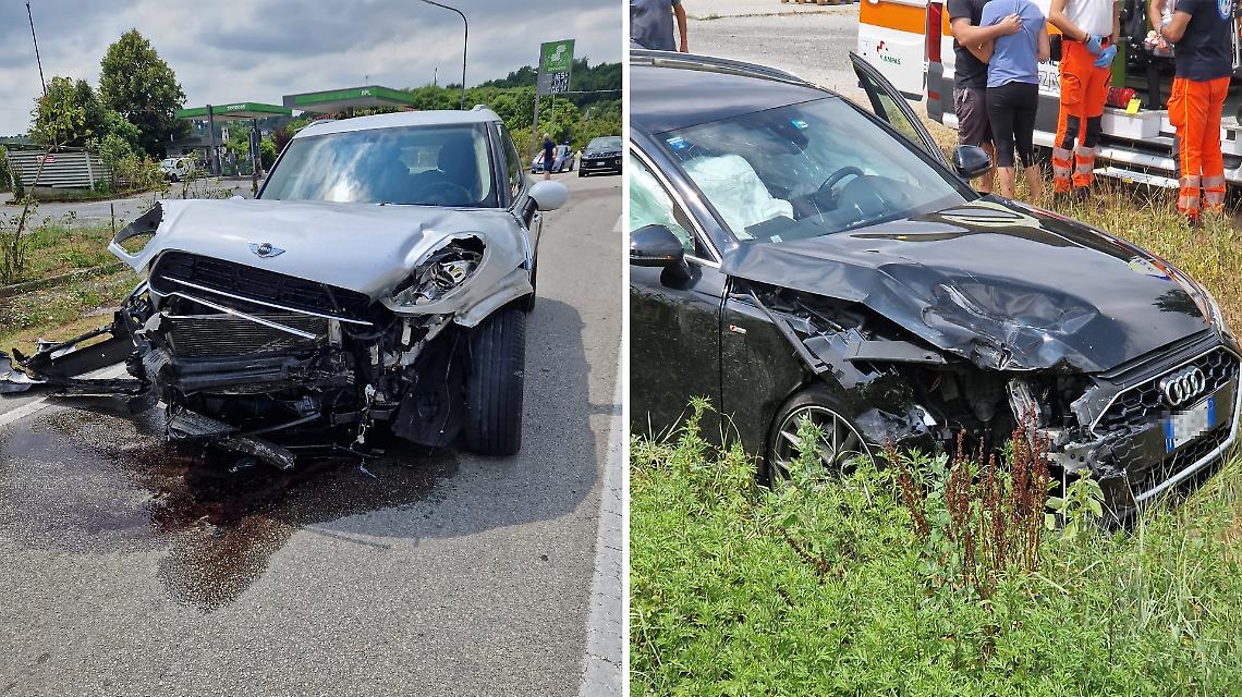 Scontro tra due auto davanti al distributore della Mellea