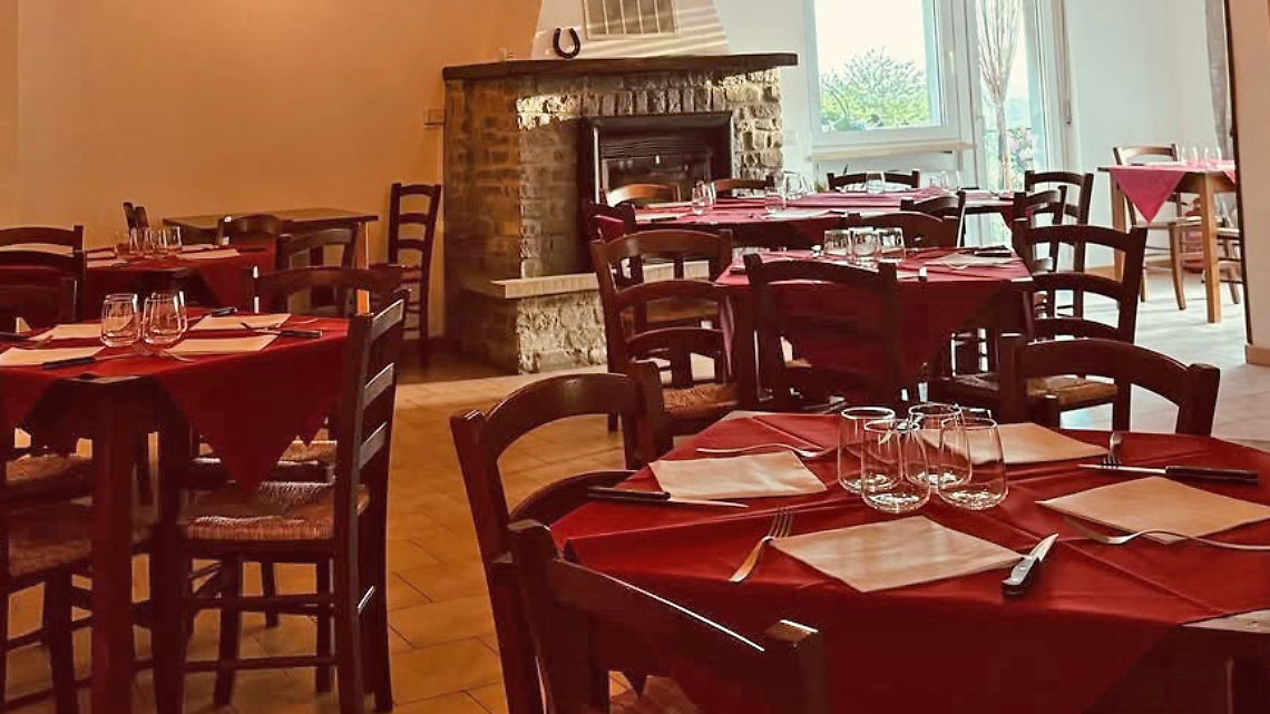 Ristorante sanzionato a Marsaglia, parla il titolare: «Siamo regolarmente aperti»