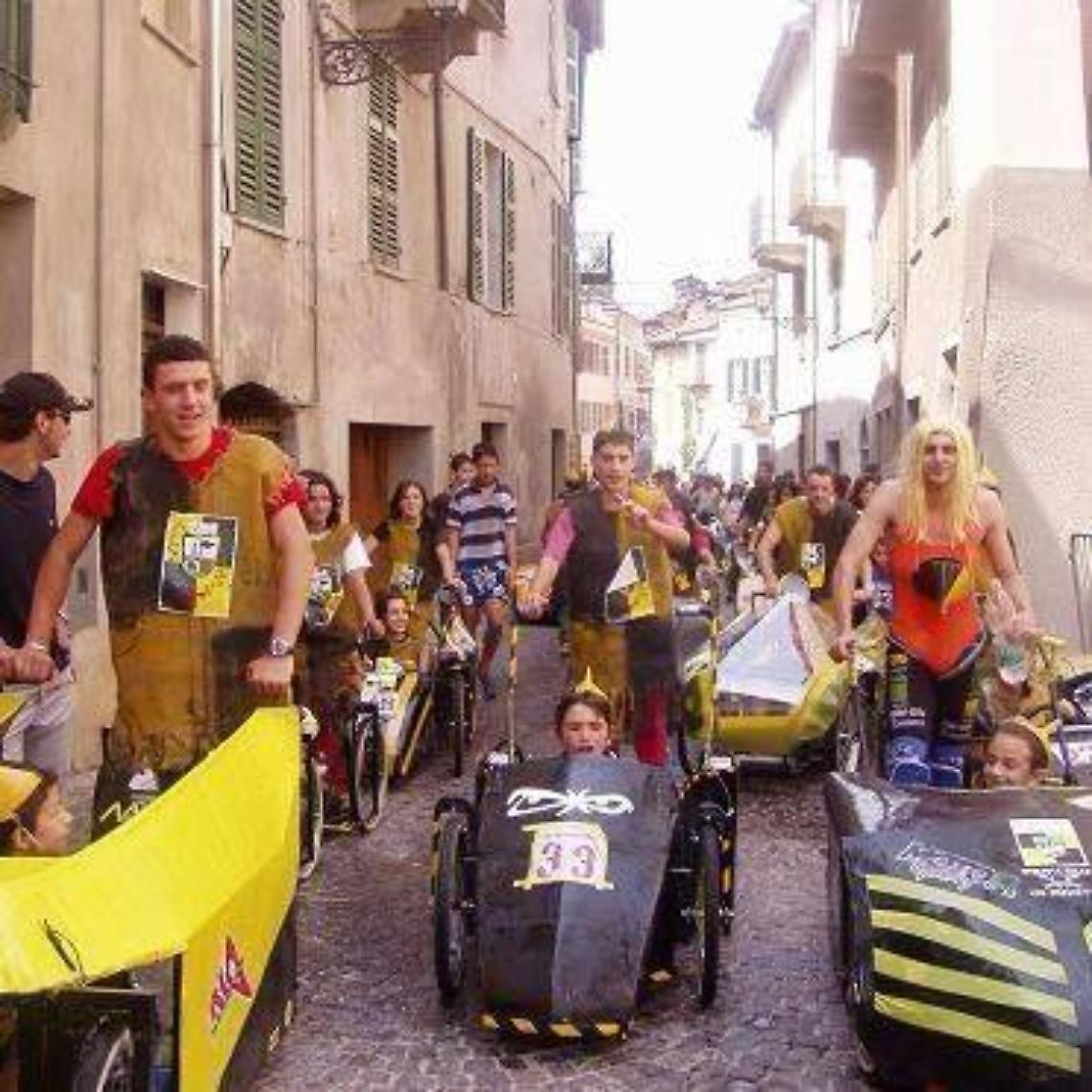 Carrera Saracina: torna la gara più folle dell’estate