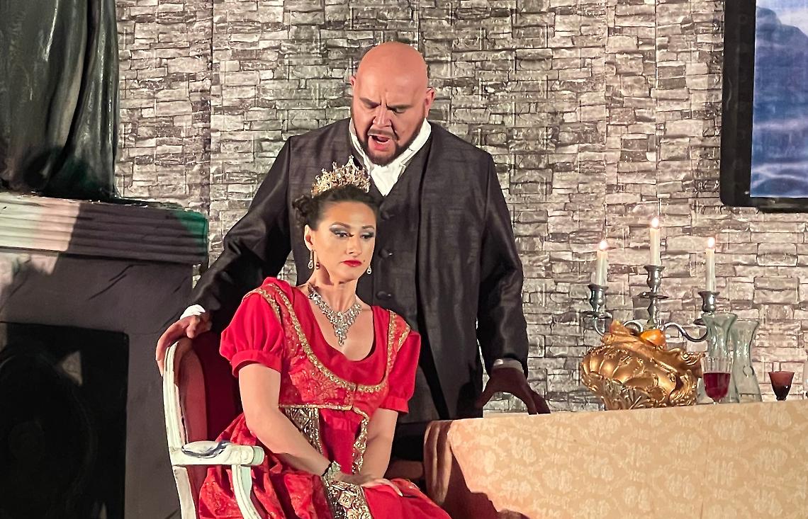 Una Tosca struggente e appassionata ammalia la Casa del Fattore di Ferrania