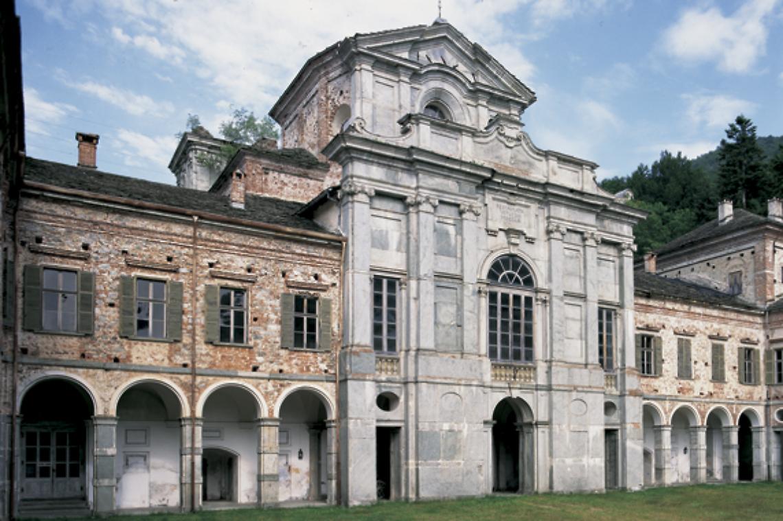 Musica e arte riempiono le stanze del Castello di Casotto