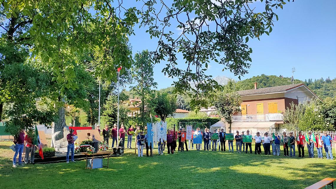 Il raduno intersezionale degli Alpini a Chiusa di Pesio