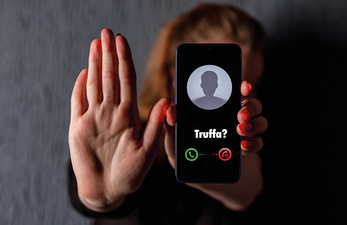 "Spoofing": quando il telefono mente: la nuova truffa per rubare soldi e dati