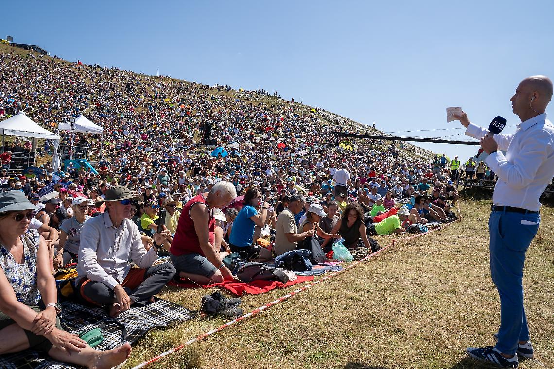 In migliaia per le musiche dei film fra le vette delle montagne