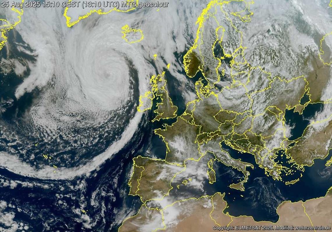 Meteo: ritornano i temporali, per l’arrivo dell’ex uragano Erin, che ha perso potenza
