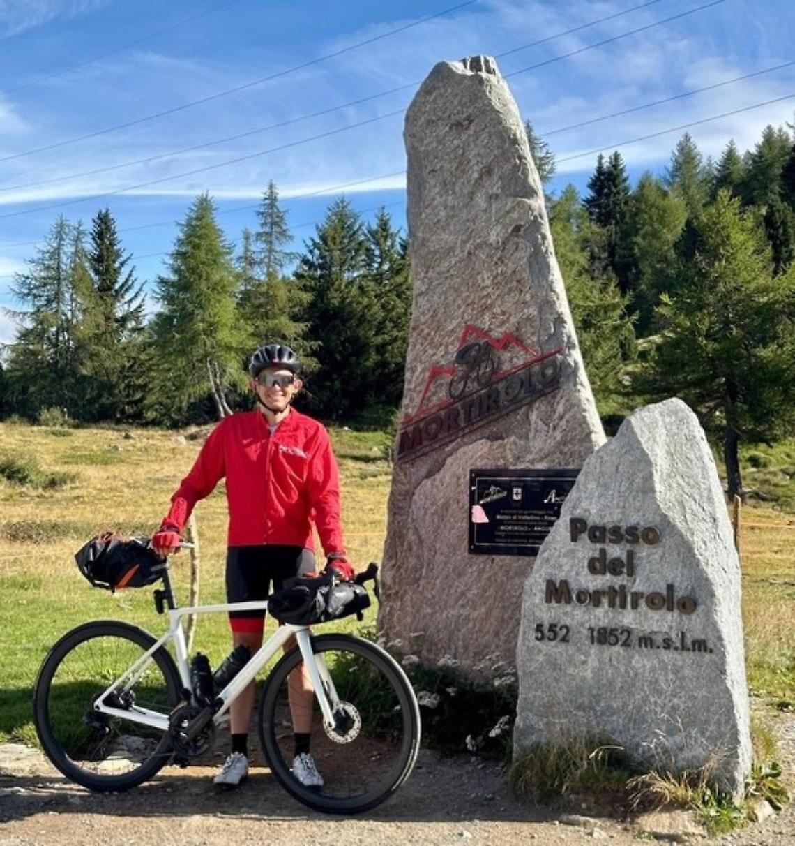 1265 chilometri in bici per affrontare le salite del “Giro d’Italia”