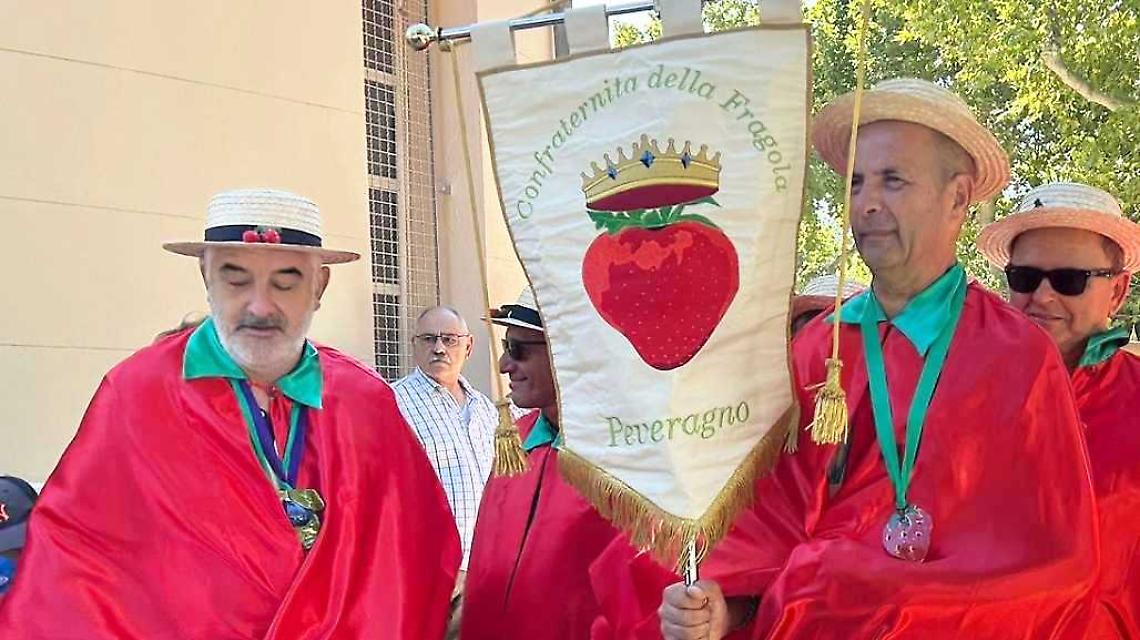 Un ponte di amicizia lungo 25 anni, che profuma di fichi e fragole
