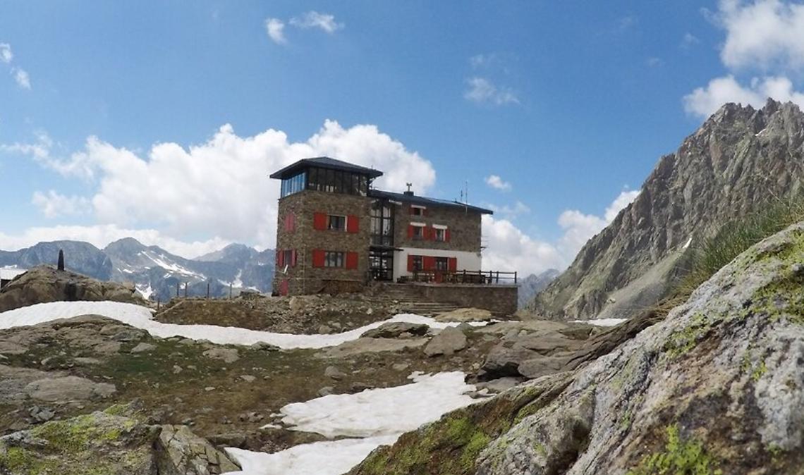 Fine stagione? Guida rapida ai rifugi ancora aperti nelle Alpi Marittime