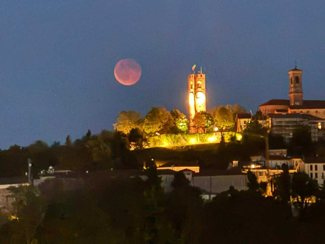 Luna rossa Mondovì Piazza 