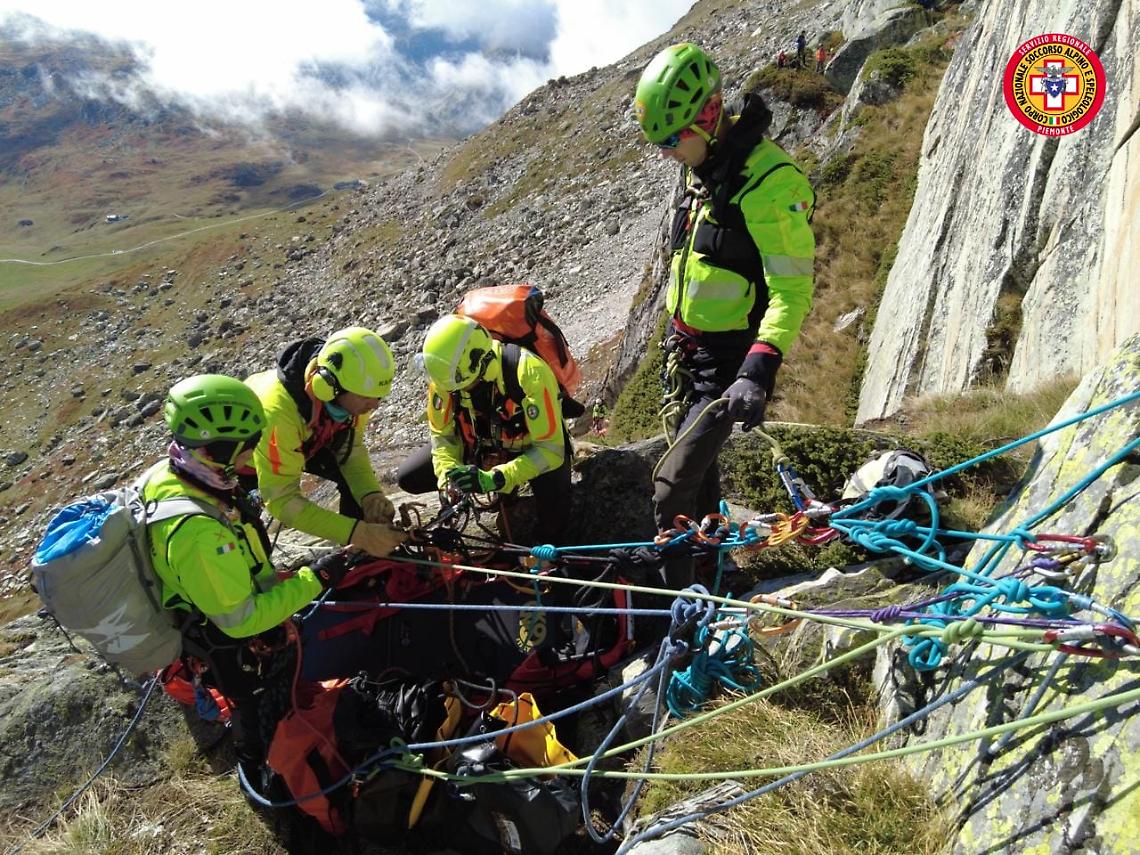 Maxi esercitazione del Soccorso alpino: Italia e Francia unite tra rocce ed elicotteri