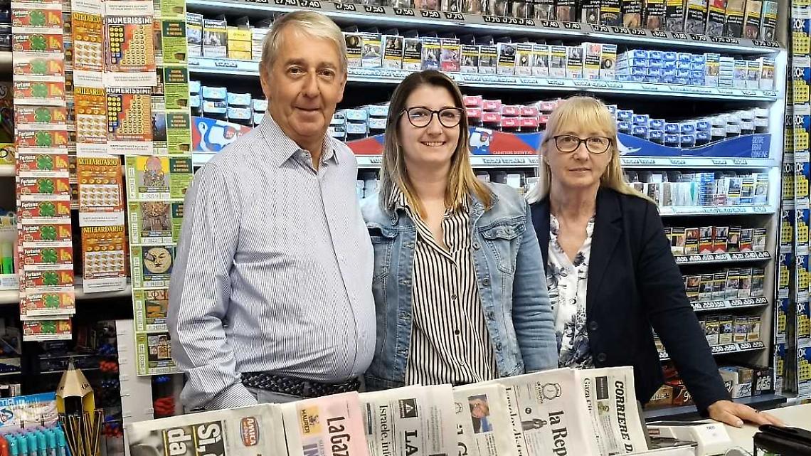 Dopo 31 anni cambia volto la storica tabaccheria del paese