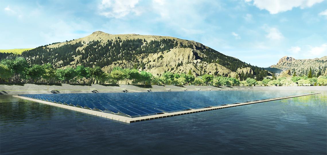 Installato su un lago il primo sistema fotovoltaico galleggiante d'Italia