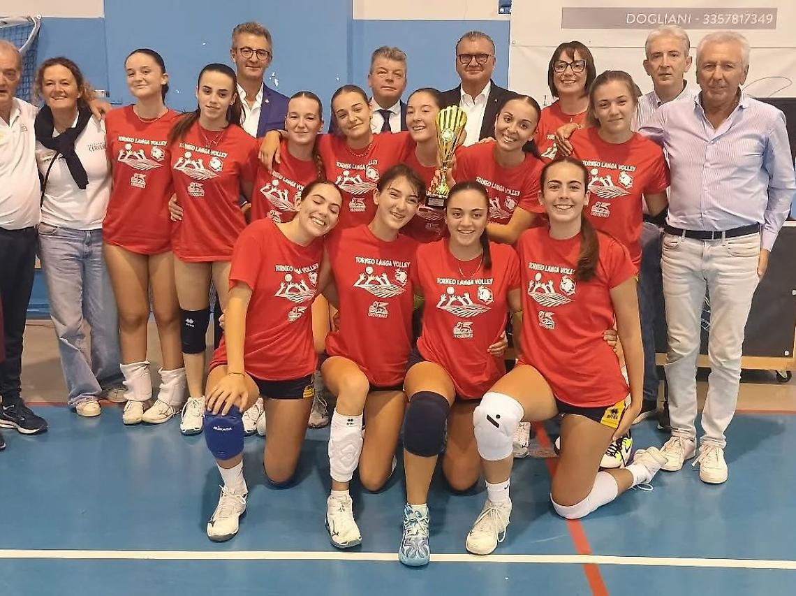 Palazzetti pieni per le giovani pallavoliste: ecco i due giorni del "Langa Volley"