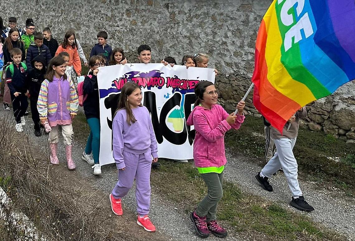 Quando un’intera valle cammina per dire «Basta guerre!»
