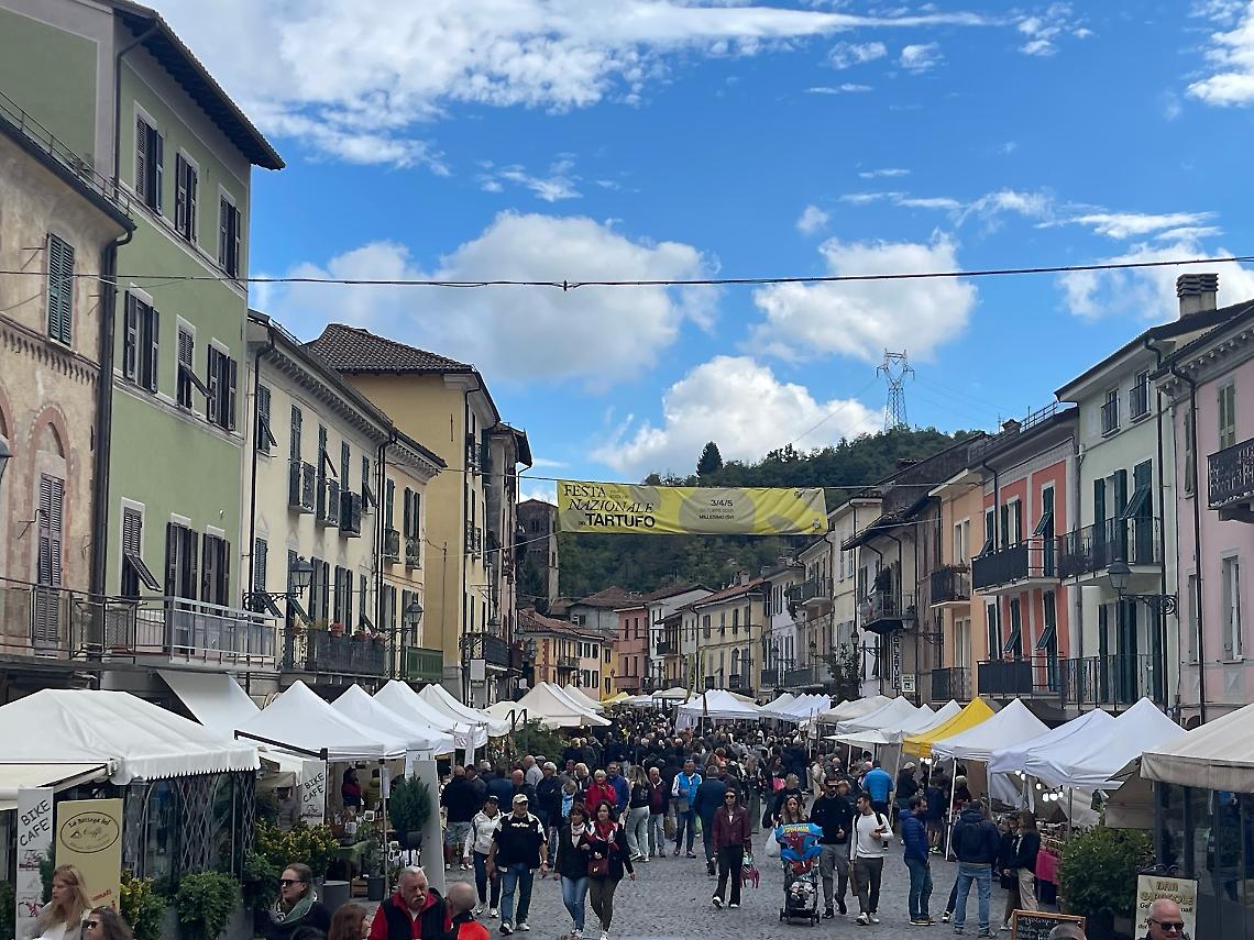 Inaugurata ala XXXIII edizione della Festa Nazionale del Tartufo
