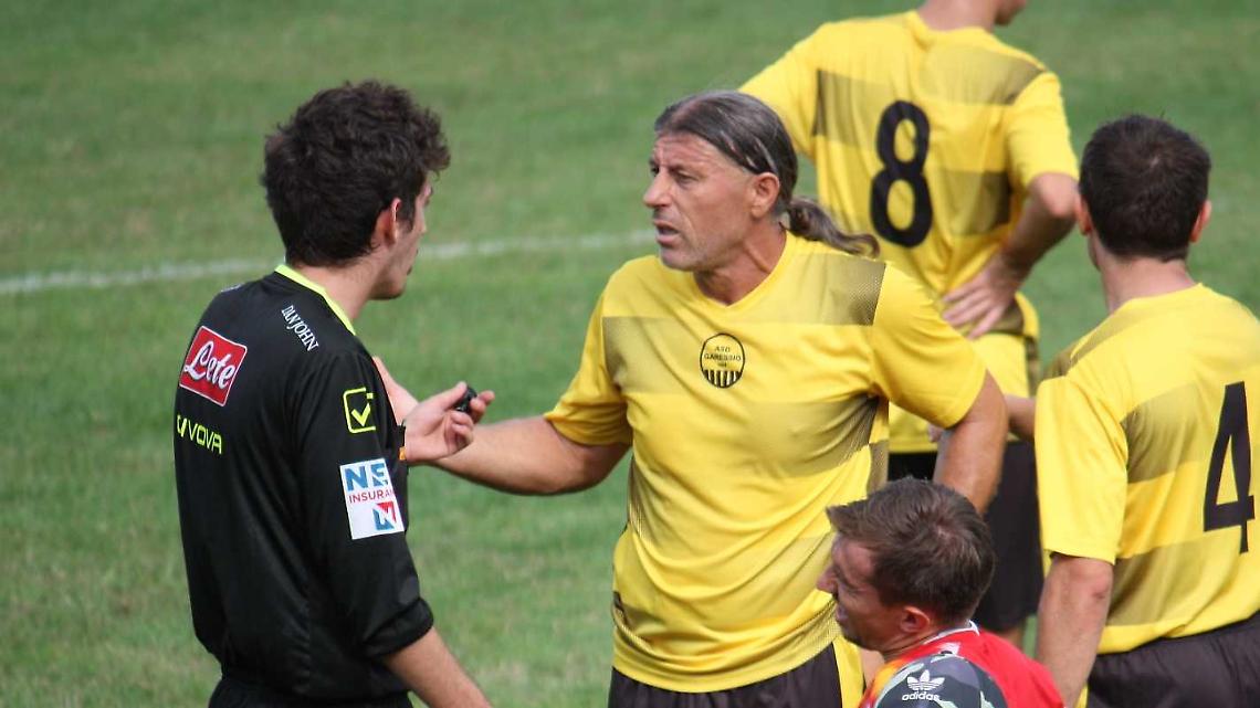 Squalifica record, sette giornate per il bomber che ... non invecchia 