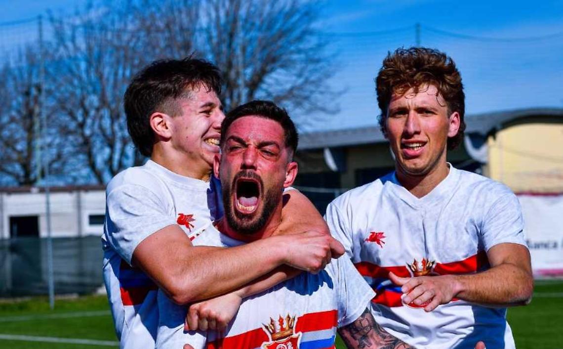 10 motivi per cui il calcio locale è meglio della Serie A