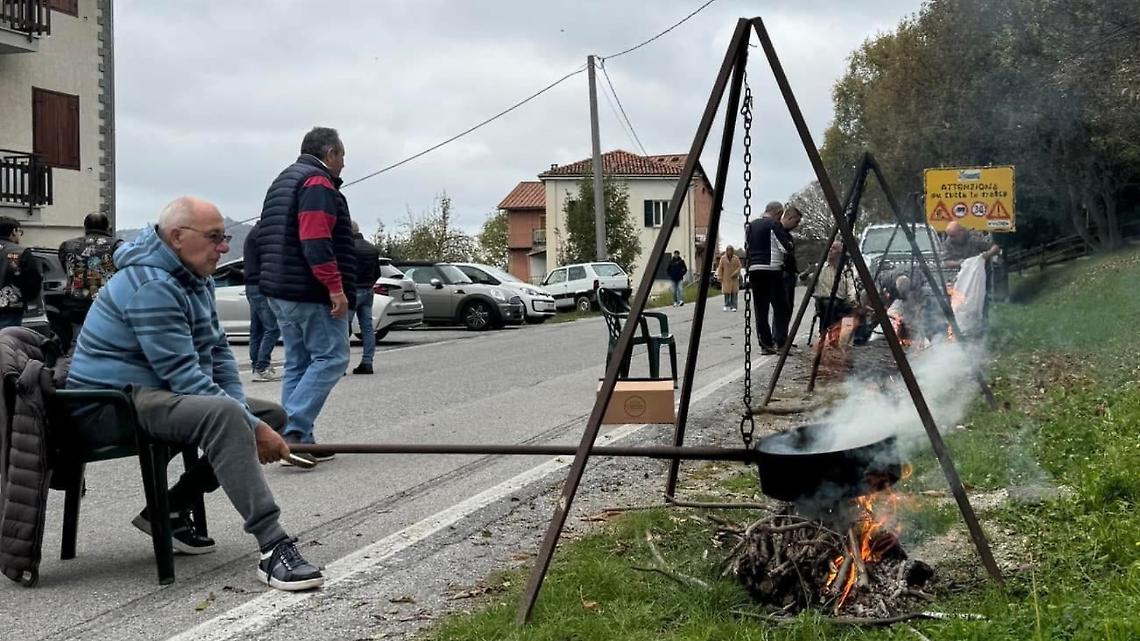 Serra celebra l’autunno con polenta, caldarroste e magia