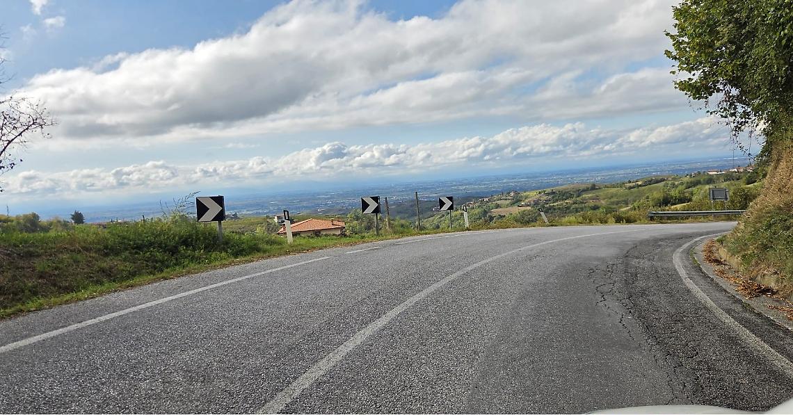 Sicurezza sulle strade "dei motociclisti" nelle Langhe: oltre 2 km di nuove barriere