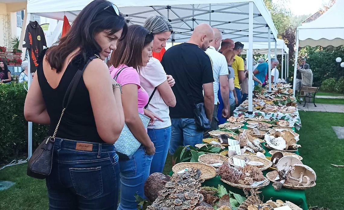 L’autunno scalda le piazze di Calizzano