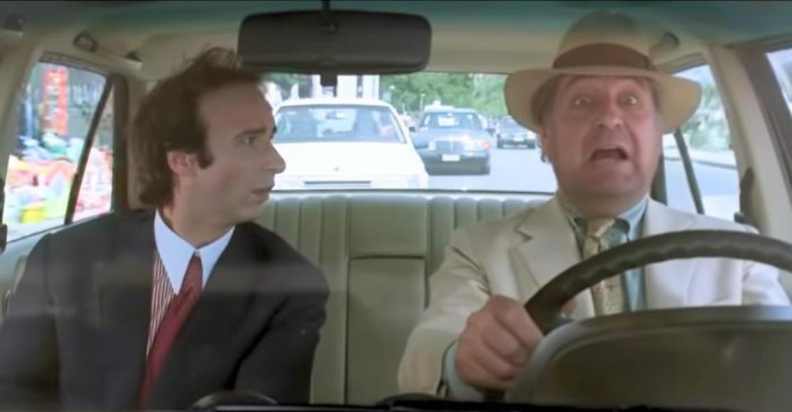 Quando lo zio di Johnny Stecchino viene a prenderti alla stazione.