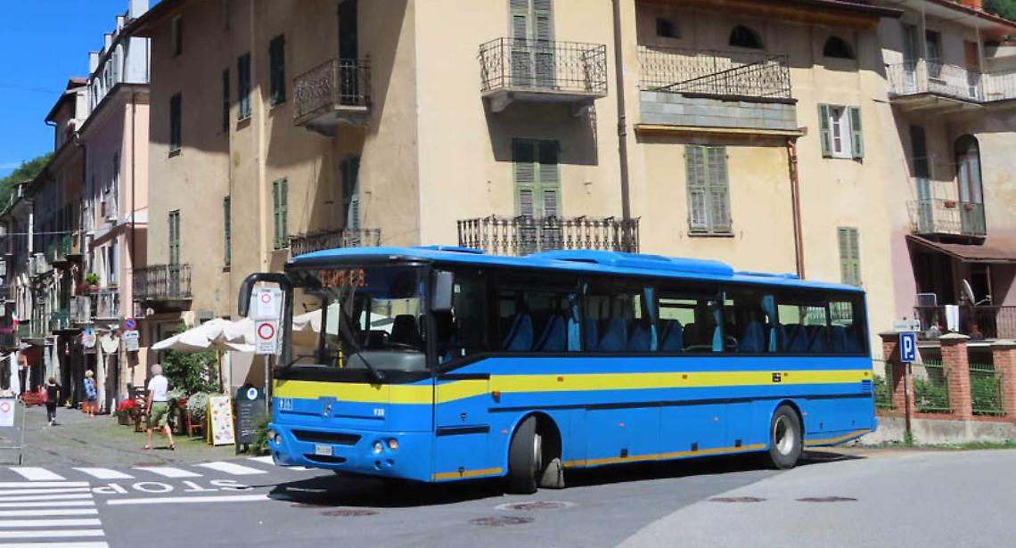 Caos trasporti in Valtanaro: 5 indagati e 18 autobus sequestrati